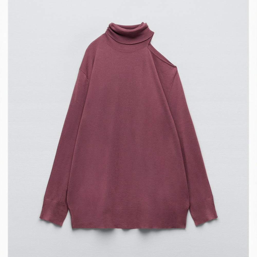 NWT Zara cut out turtleneck sweater size L